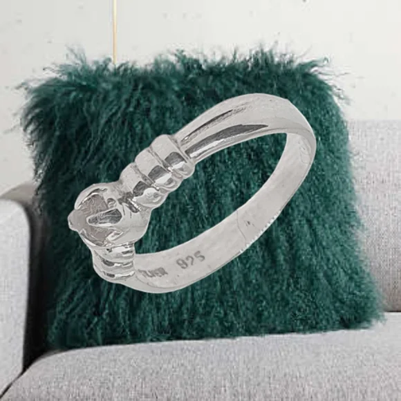 .Lovely Moonstone Sterling Silver Ring. NWOT - Picture 7 of 7